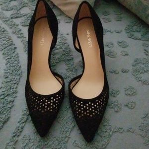 Black dress shoes